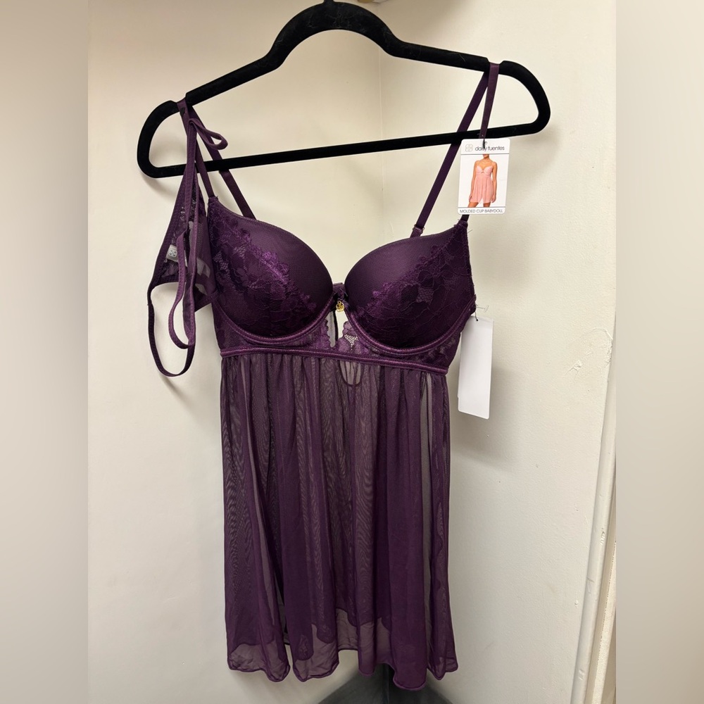 Daisy Fuentes molded cup babydoll size L